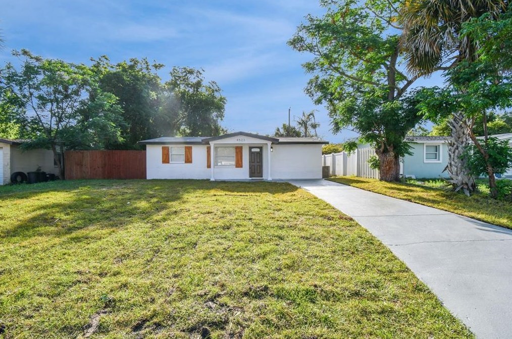 4523 Irene Loop, New Port Richey FL  34652-4842 exterior