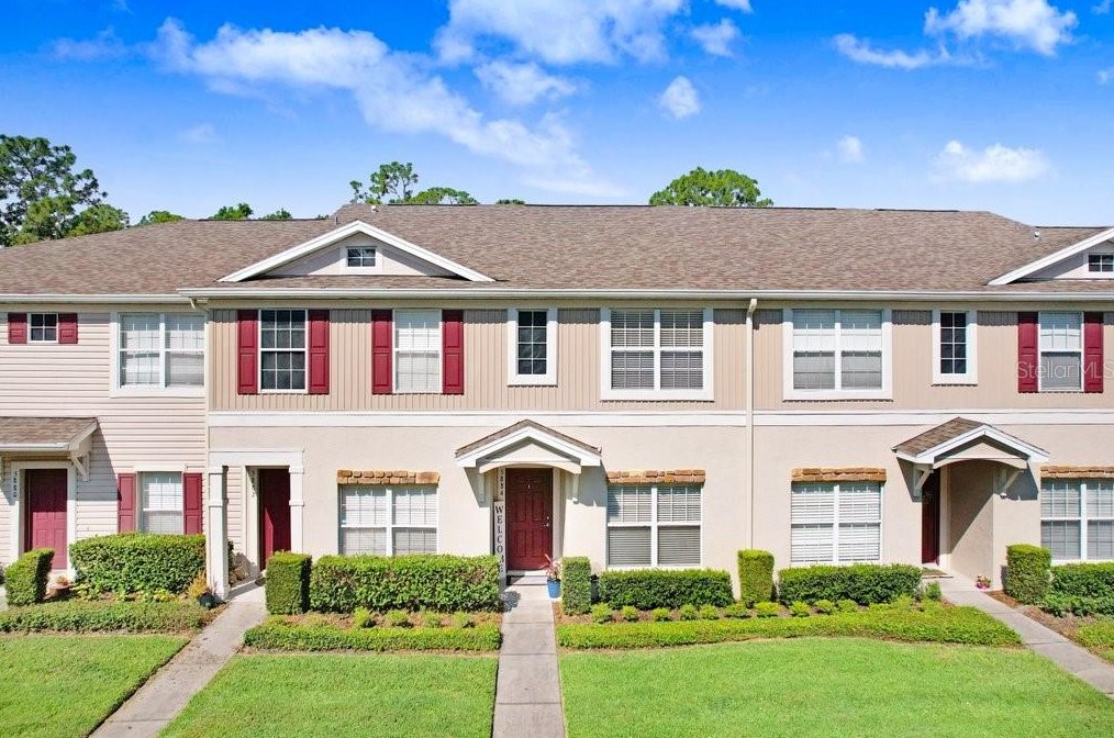5884 Fishhawk Ridge Dr, Lithia, FL 33547