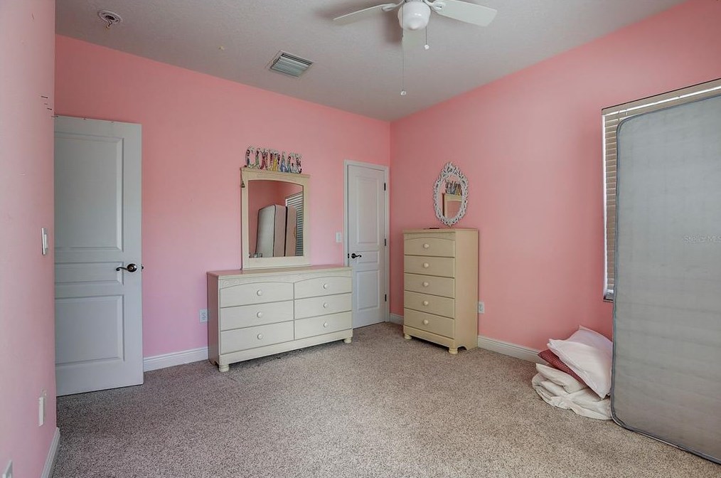 5933 Fishhawk Crossing Blvd, Lithia FL  33547-5885 exterior