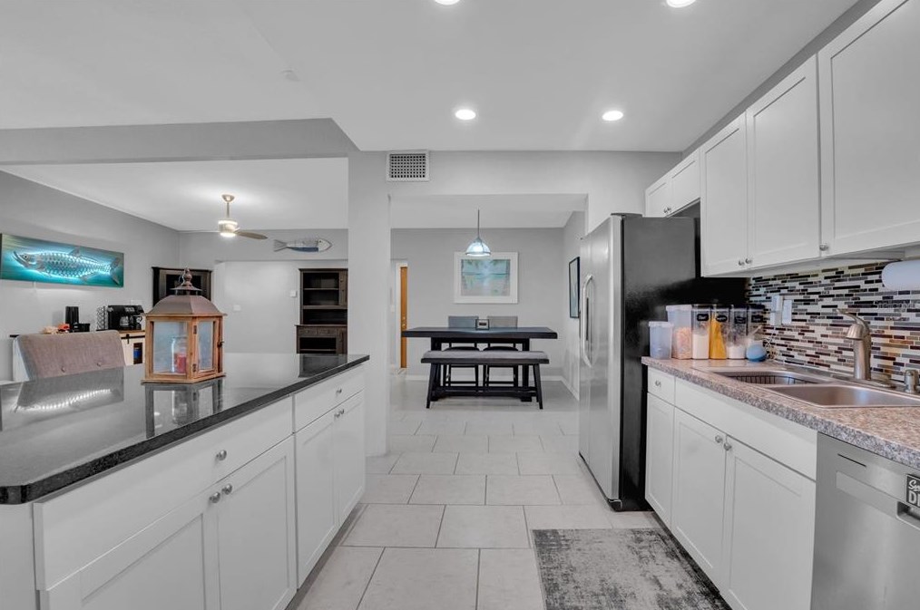 440 Leach Dr, Punta Gorda FL  33950-2950 exterior