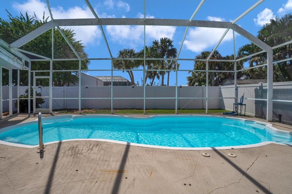 440 Leach Dr, Punta Gorda FL  33950-2950 exterior