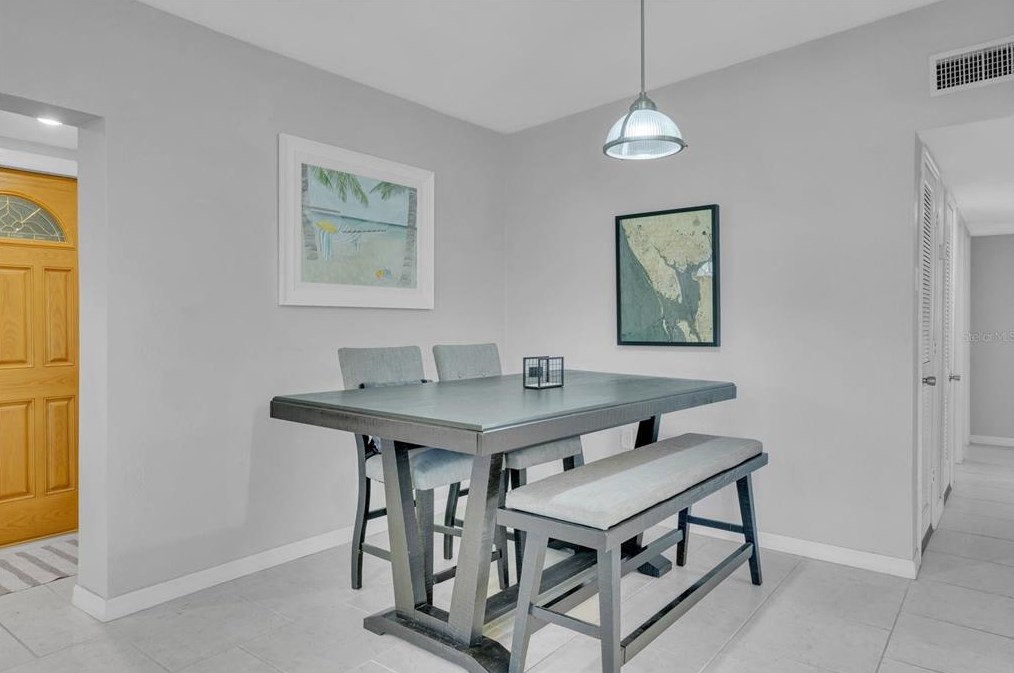 440 Leach Dr, Punta Gorda FL  33950-2950 exterior