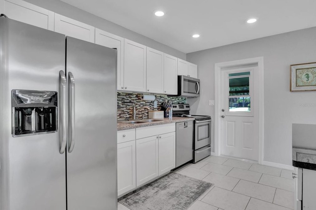 440 Leach Dr, Punta Gorda FL  33950-2950 exterior