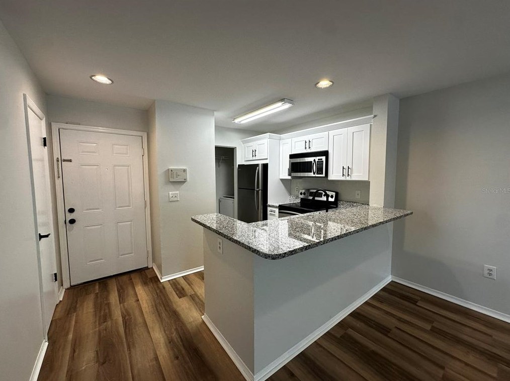 4115 Chatham Oak Ct, Tampa, FL 33624-5131