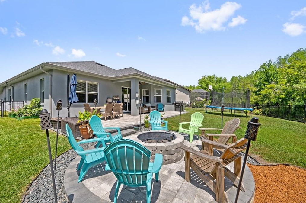 30526 Pecan Valley Loop, Zephyrhills FL  33543-6943 exterior