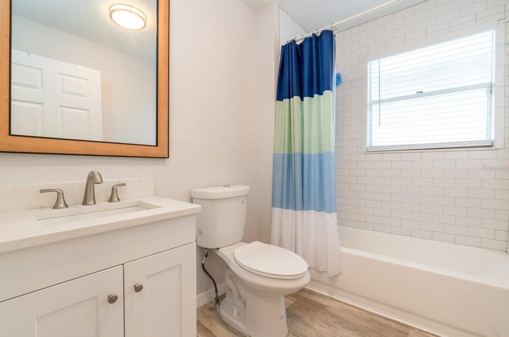 2331 Union St, Tampa FL  33607-3422 exterior