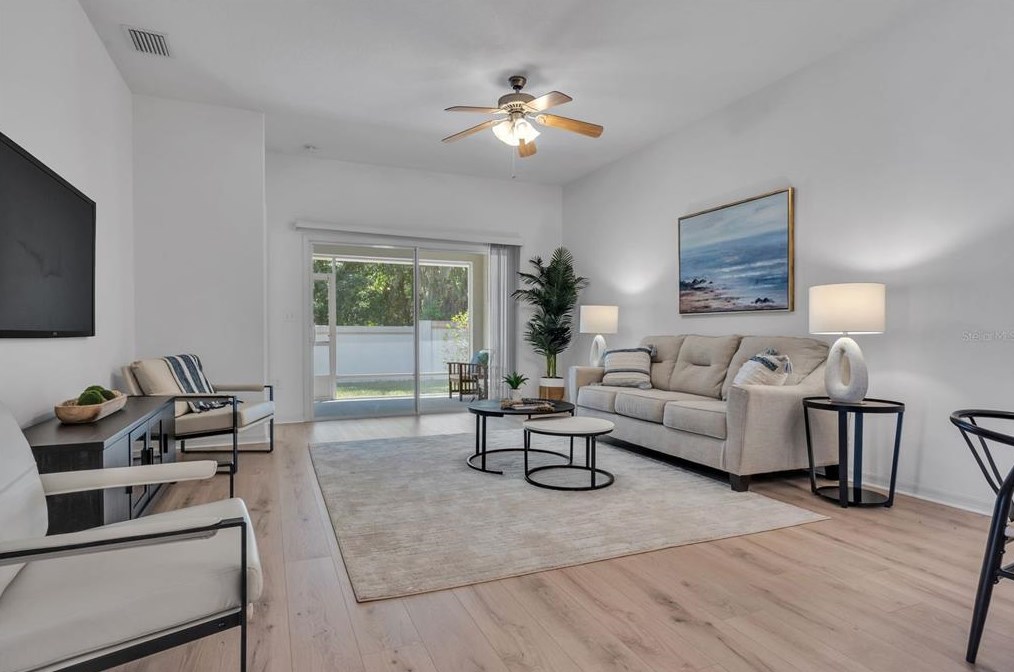 31850 Turkeyhill Dr, Zephyrhills, FL 33543
