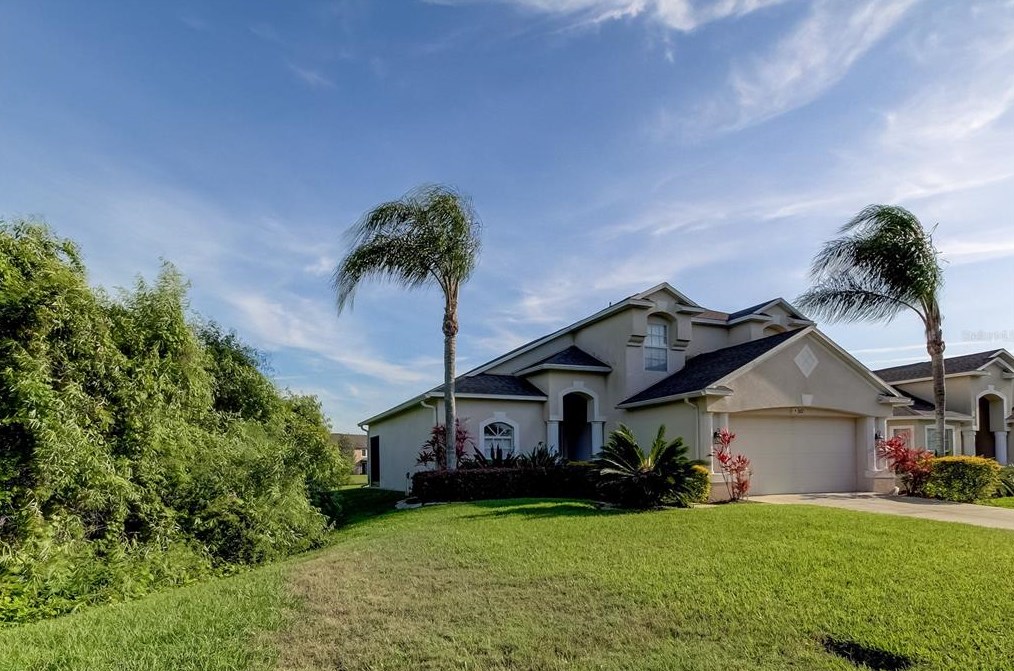 31117 Whinsenton Dr, Zephyrhills, FL 33543-6908