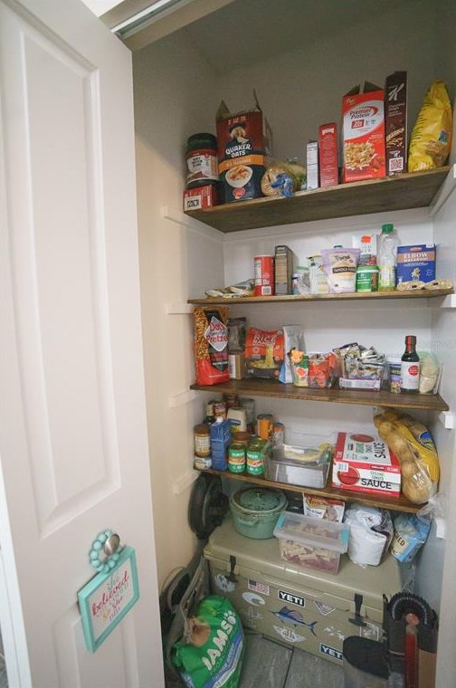 5941 Bayside Key Dr, Tampa FL  33615-4282 exterior