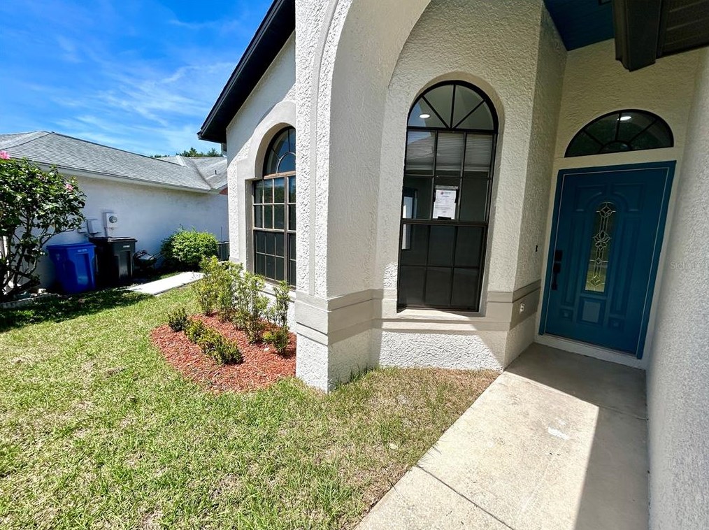 8755 Huntfield St, Tampa FL  33635-1519 exterior