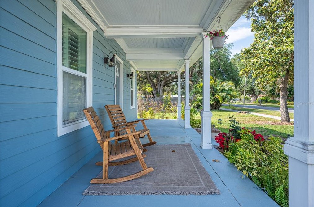 240 Parkwood Ave, Bartow FL  33830-4250 exterior