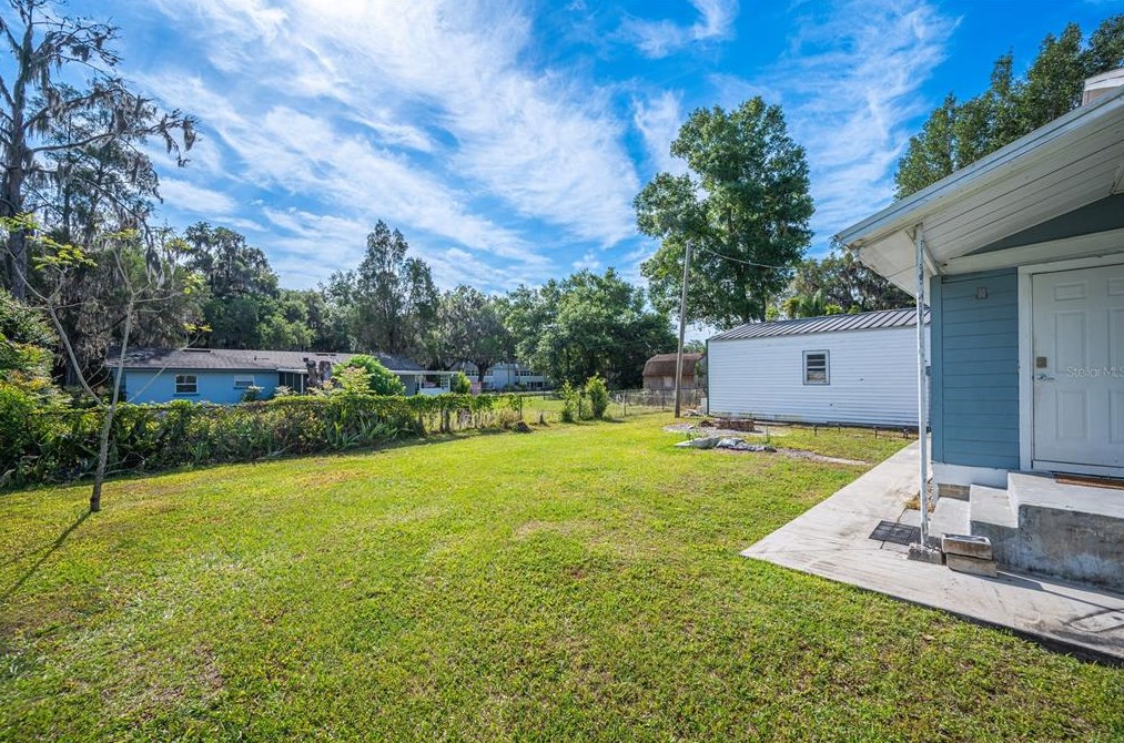240 Parkwood Ave, Bartow FL  33830-4250 exterior