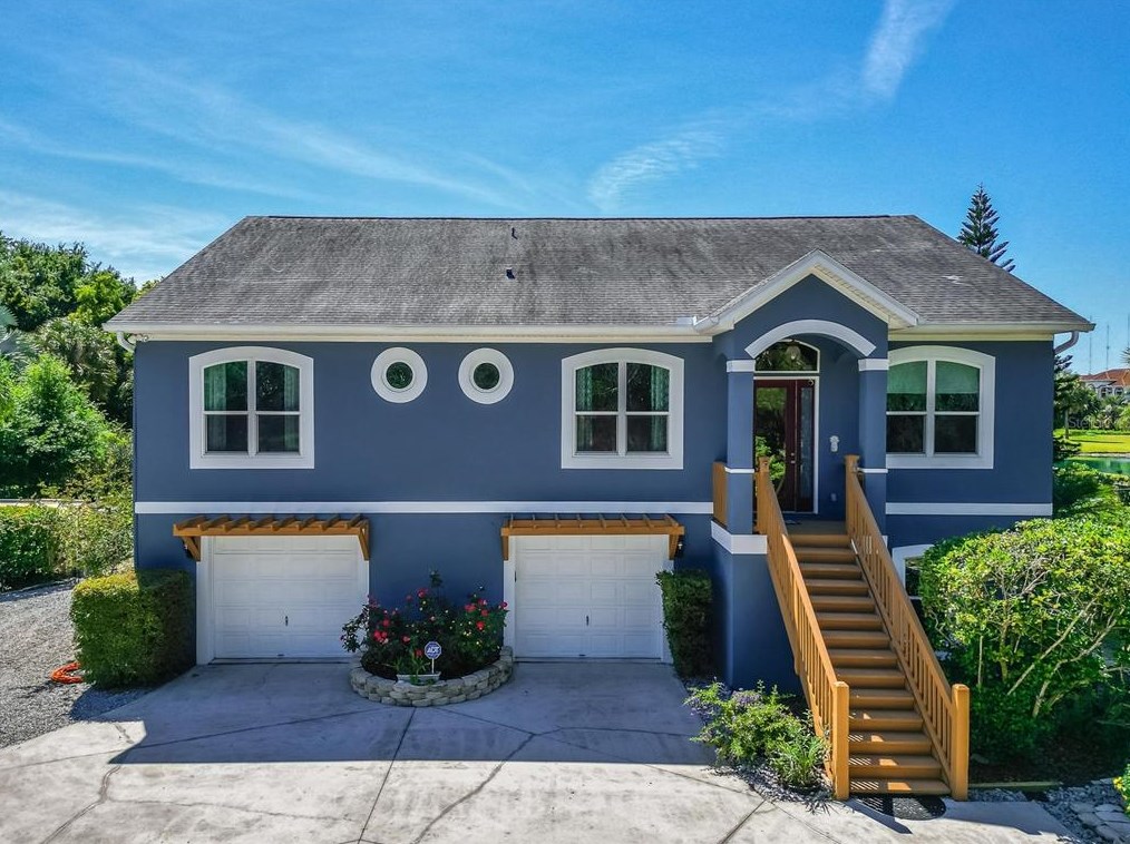 513 58th St, Tampa, FL 33619-3803