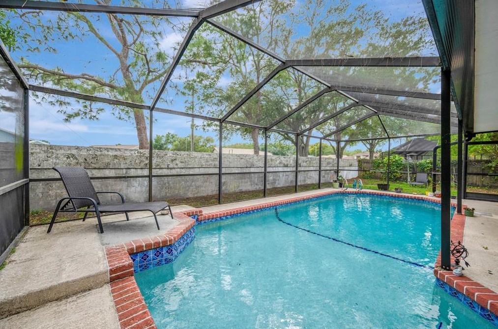 1437 Shell Flower Dr, Brandon FL  33511-8370 exterior