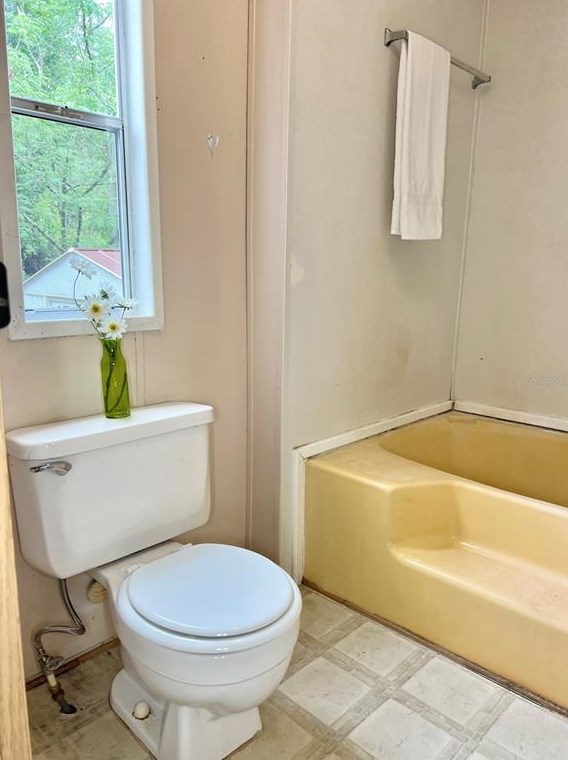 10532 Bay Hills Cir, Thonotosassa FL  33592-3146 exterior