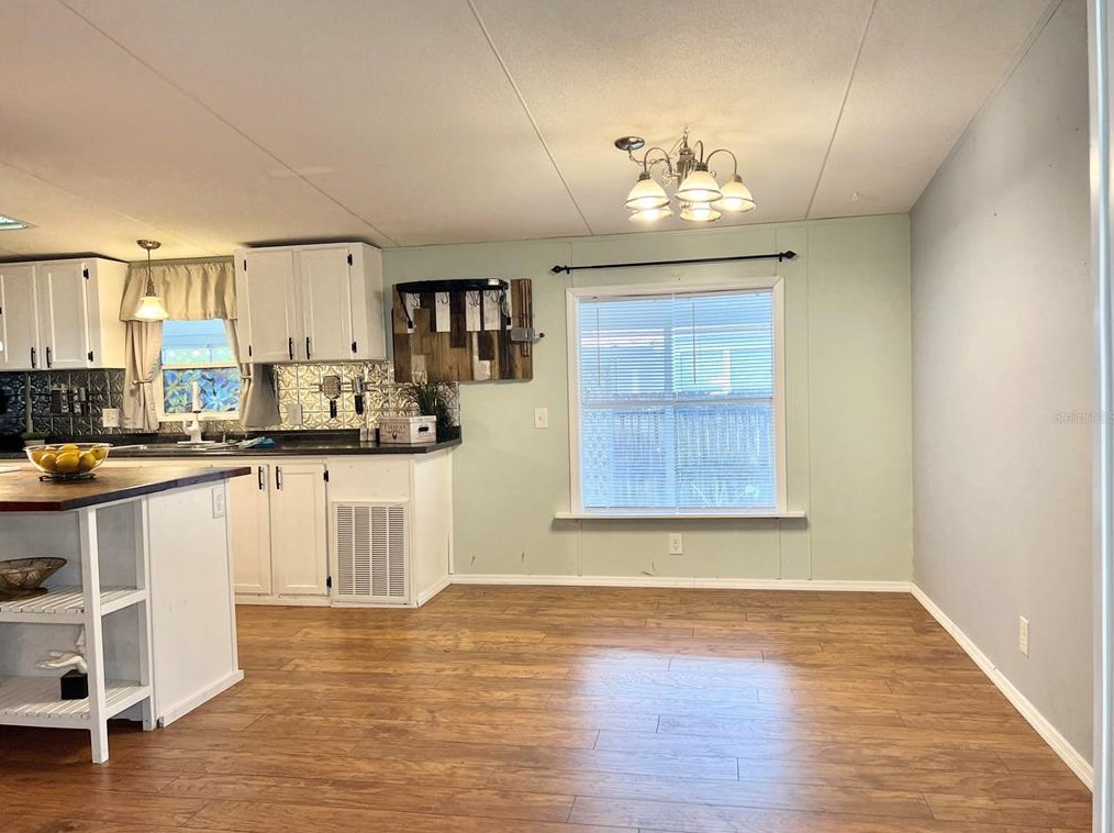 10532 Bay Hills Cir, Thonotosassa FL  33592-3146 exterior