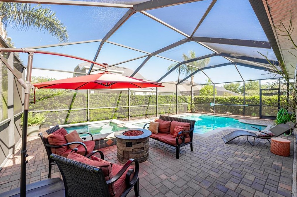 5907 Jade Creek Ln, Lithia, FL 33547
