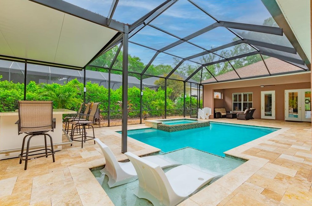 6224 Wild Orchid Dr, Lithia, FL 33547-5040