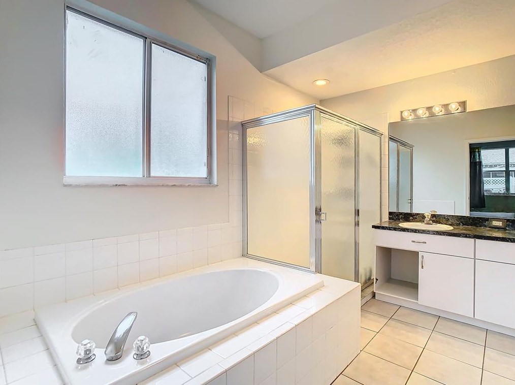 5500 Passing Pne Ln, Zephyrhills FL 33541-9620 exterior