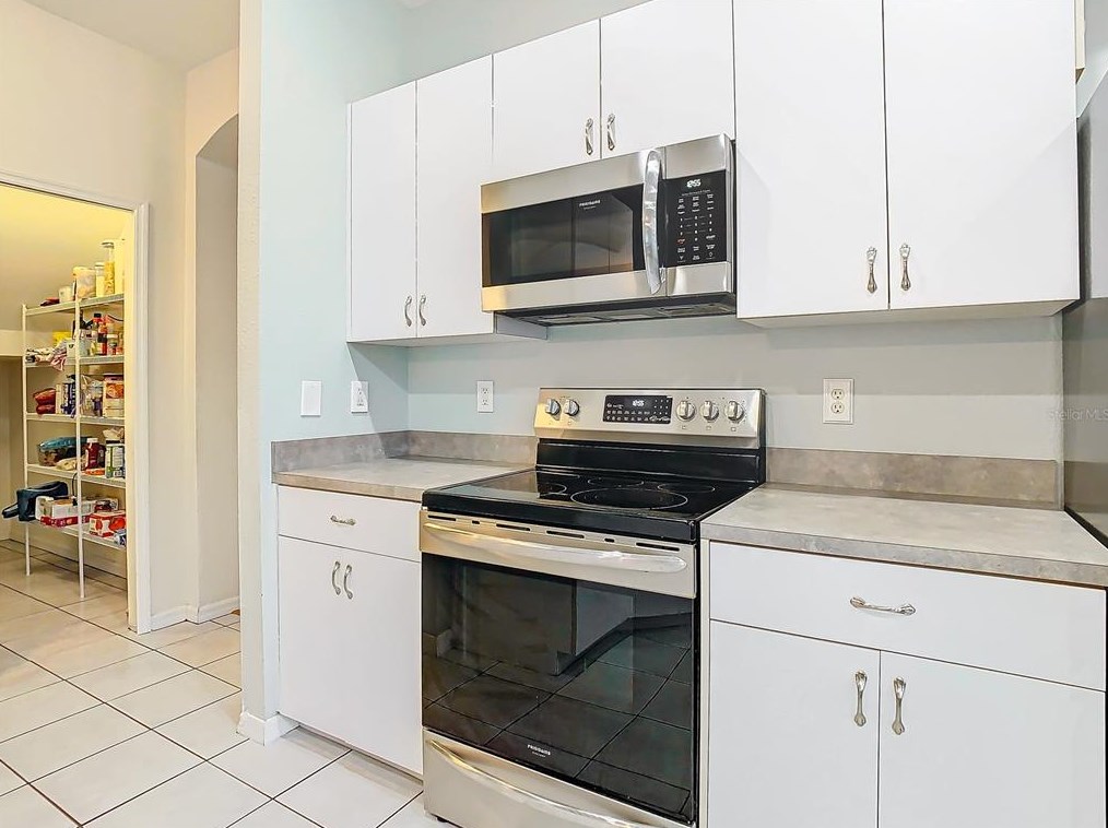 5500 Passing Pne Ln, Zephyrhills FL 33541-9620 exterior