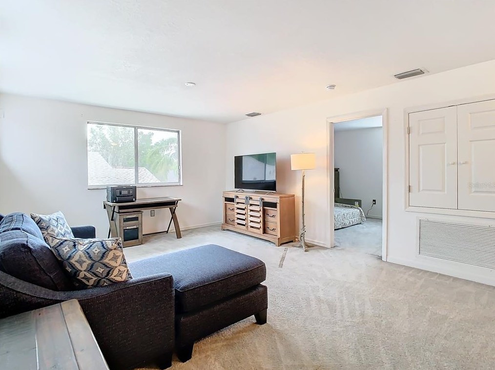 5500 Passing Pne Ln, Zephyrhills FL 33541-9620 exterior