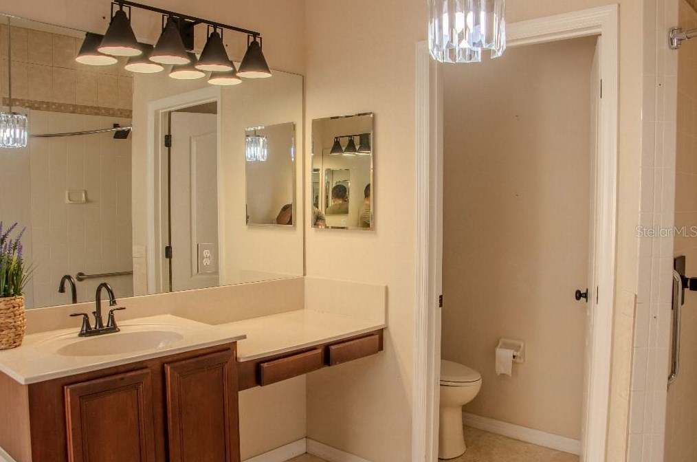 1557 Amaryllis Cir, Orlando FL 32825-7432 exterior