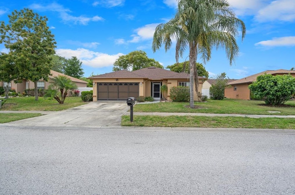 13833 Pimberton Dr, Port Richey, FL 34669-1881