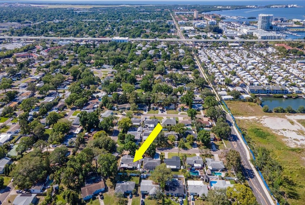 4711 Alline Ave, Tampa FL  33611-2101 exterior