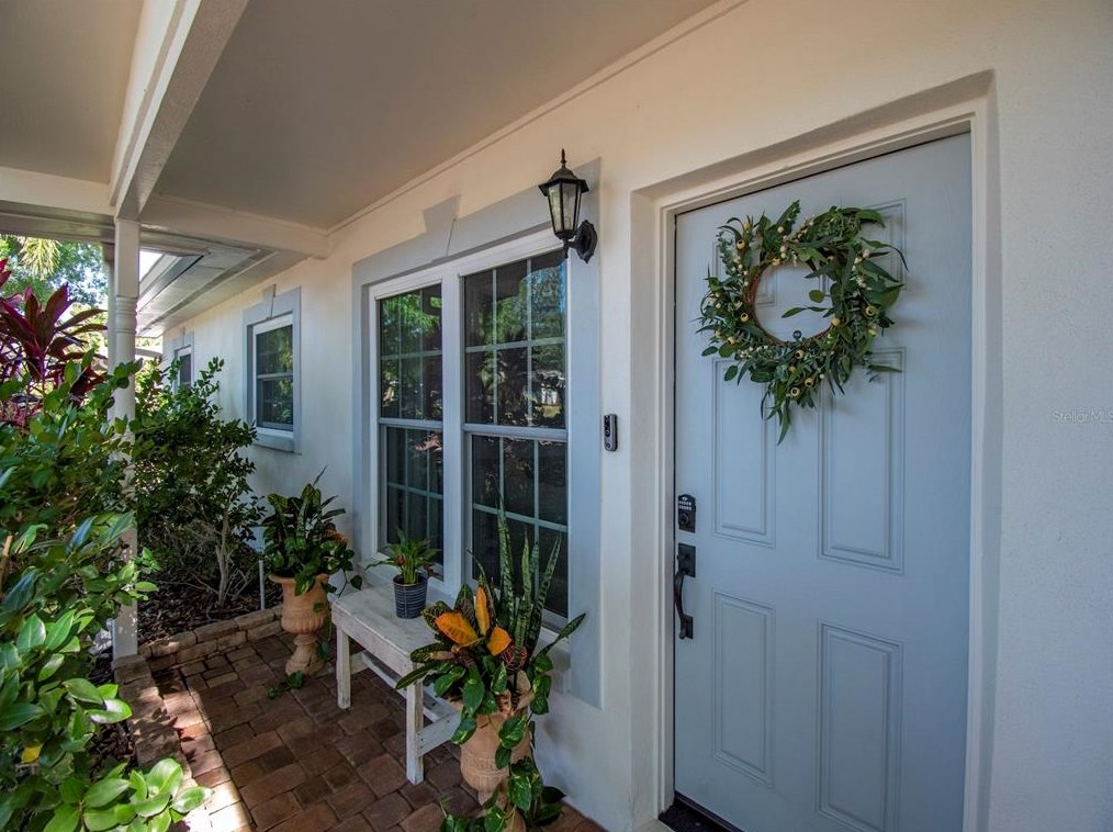 4711 Alline Ave, Tampa FL  33611-2101 exterior