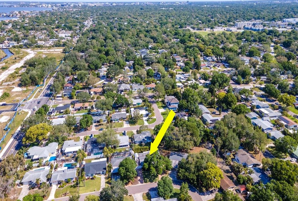 4711 Alline Ave, Tampa FL  33611-2101 exterior