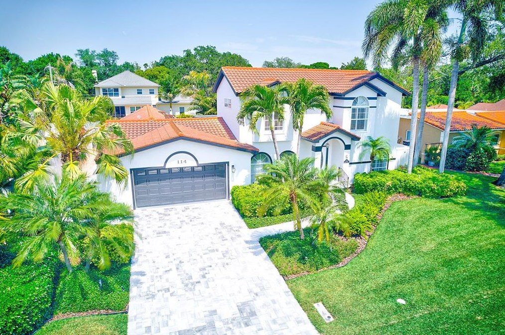 114 Giralda Blvd Ne, Saint Petersburg, FL 33704