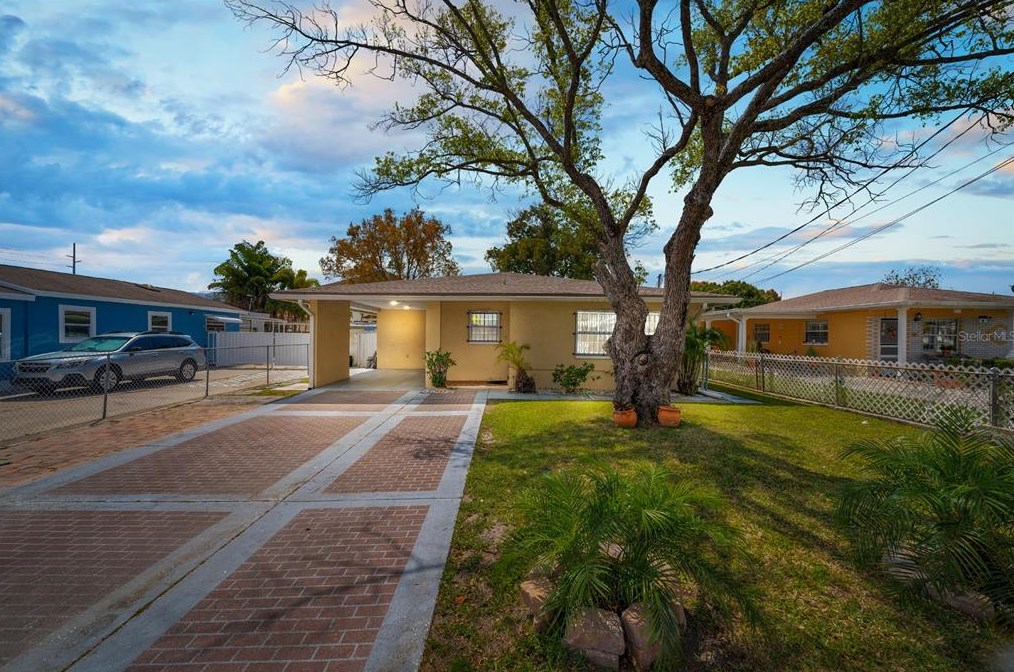 3312 Braddock St, Tampa, FL 33607-1108