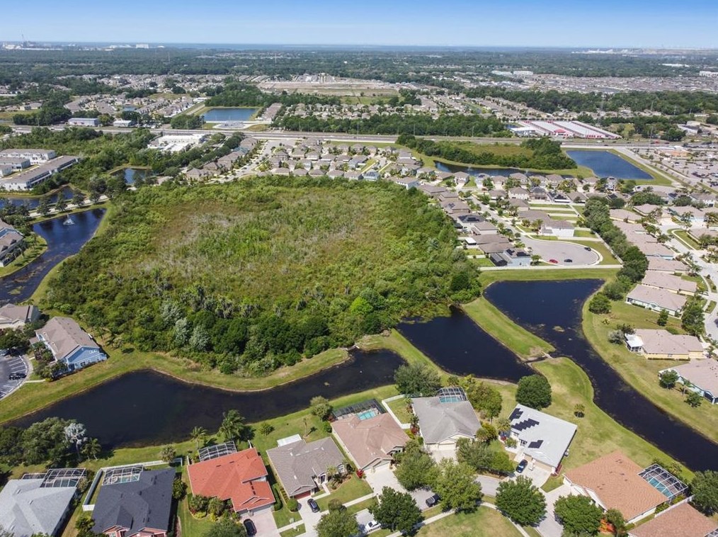 11028 Stone Branch Dr, Riverview FL  33569-2029 exterior