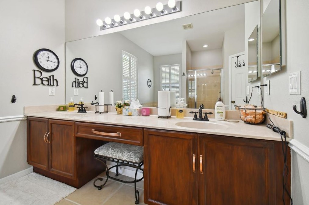 11028 Stone Branch Dr, Riverview FL  33569-2029 exterior