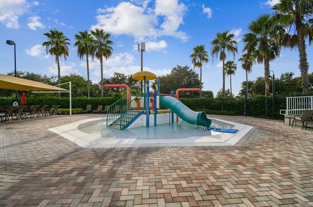 11028 Stone Branch Dr, Riverview FL  33569-2029 exterior