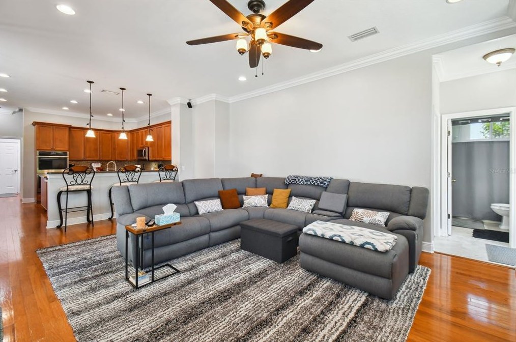 11028 Stone Branch Dr, Riverview FL  33569-2029 exterior