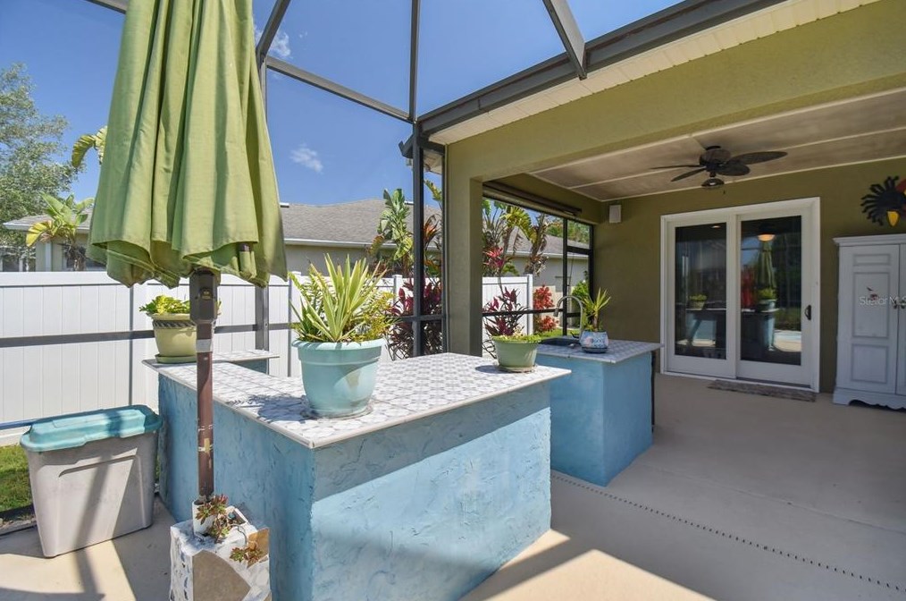 11028 Stone Branch Dr, Riverview FL  33569-2029 exterior