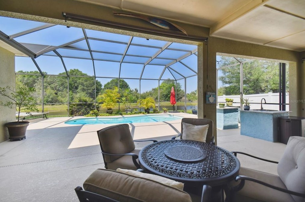 11028 Stone Branch Dr, Riverview FL  33569-2029 exterior