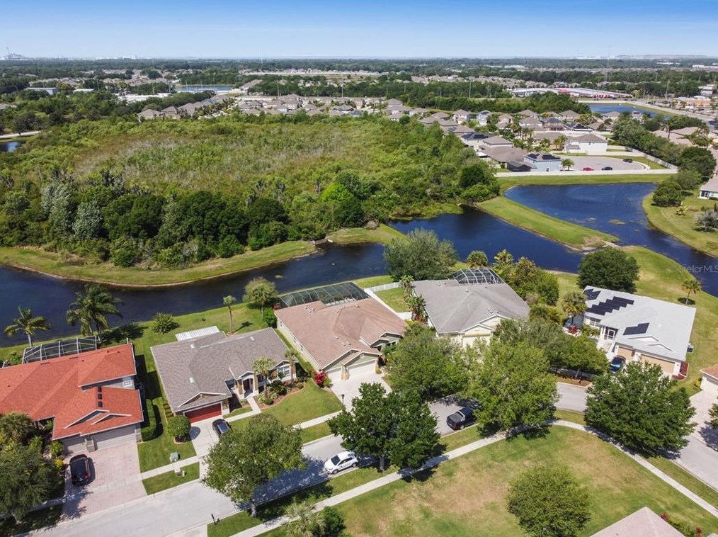 11028 Stone Branch Dr, Riverview FL  33569-2029 exterior