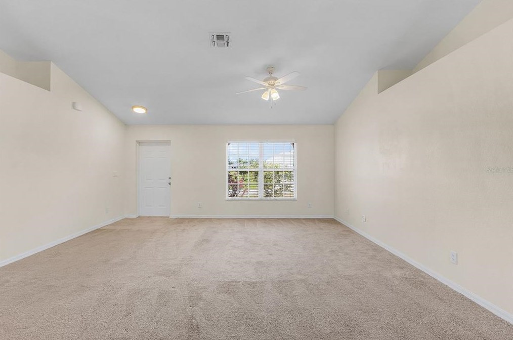 213 6 St, Cape Coral FL  33909-0019 exterior