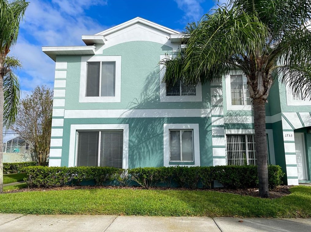 1755 Fluorshire Dr, Brandon, FL 33511