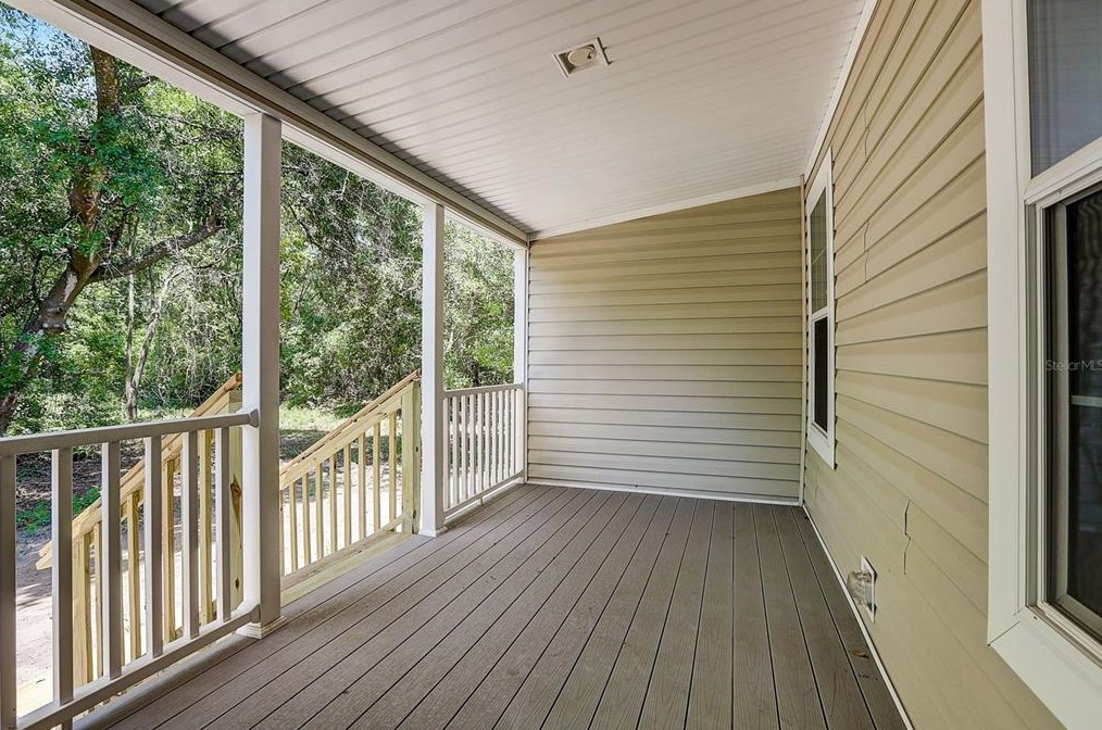 5302 Cougar Trail Ln, Plant City FL  33565-3597 exterior