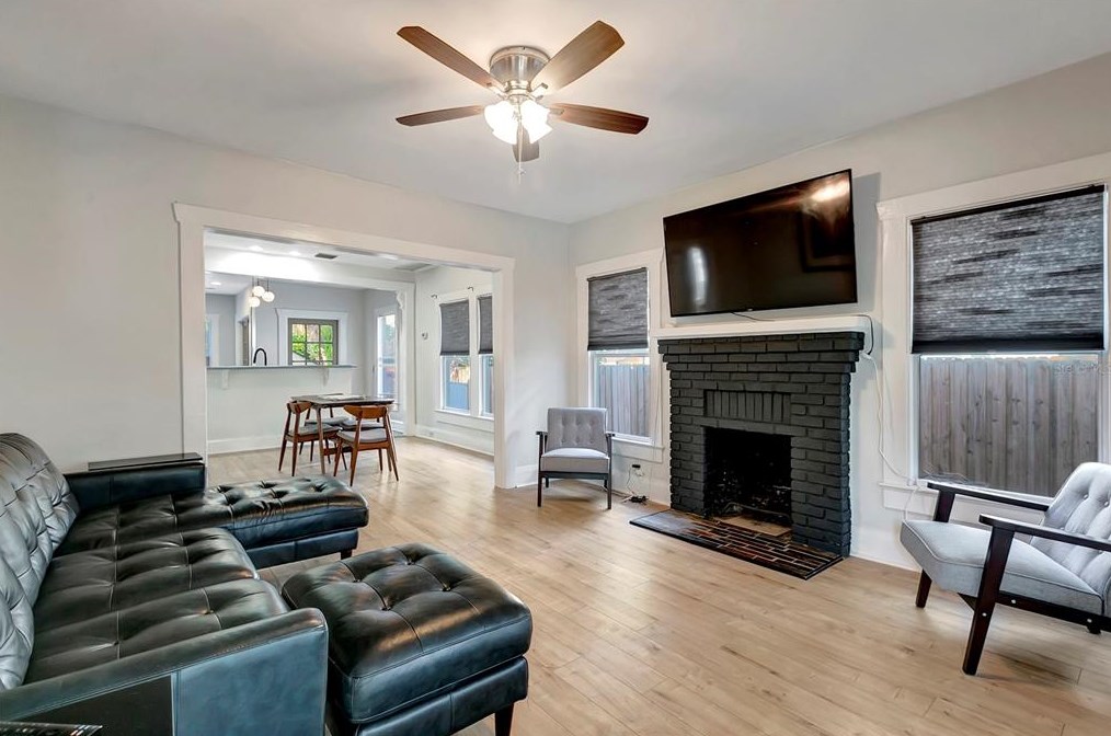 204 North St, Tampa FL  33604-6017 exterior