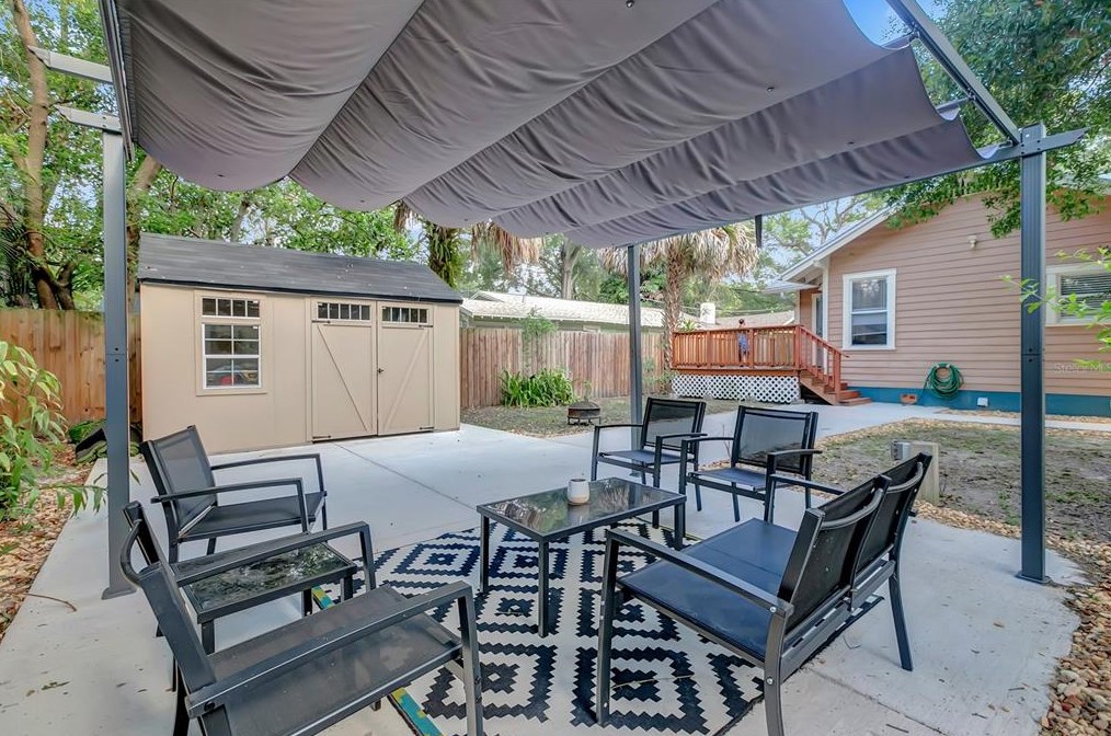 204 North St, Tampa FL  33604-6017 exterior