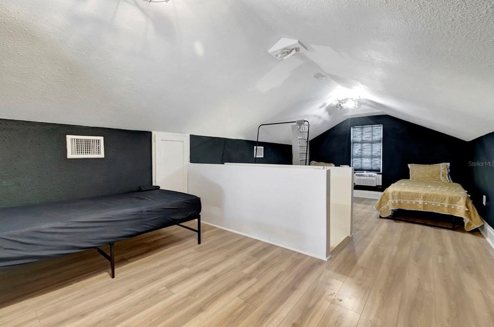 204 North St, Tampa FL  33604-6017 exterior