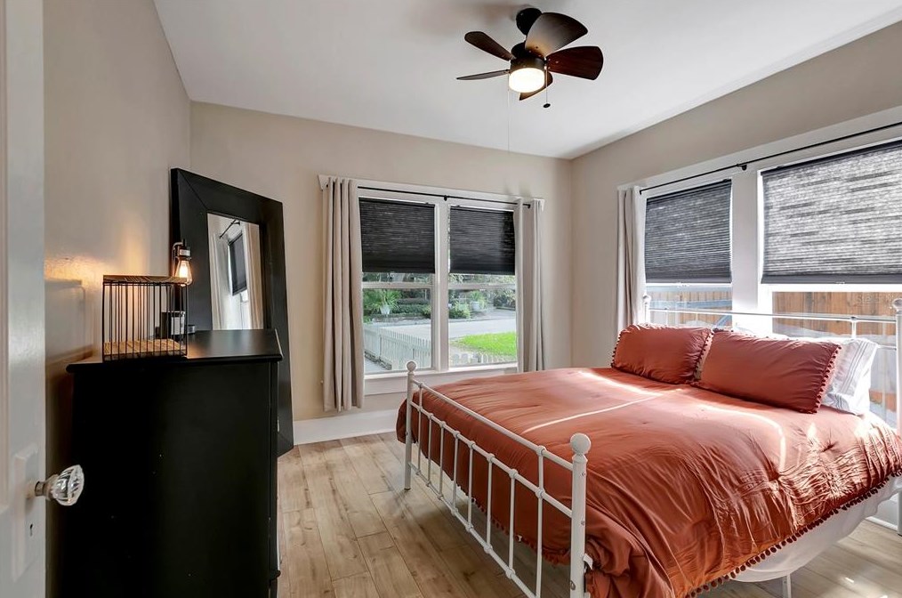 204 North St, Tampa FL  33604-6017 exterior