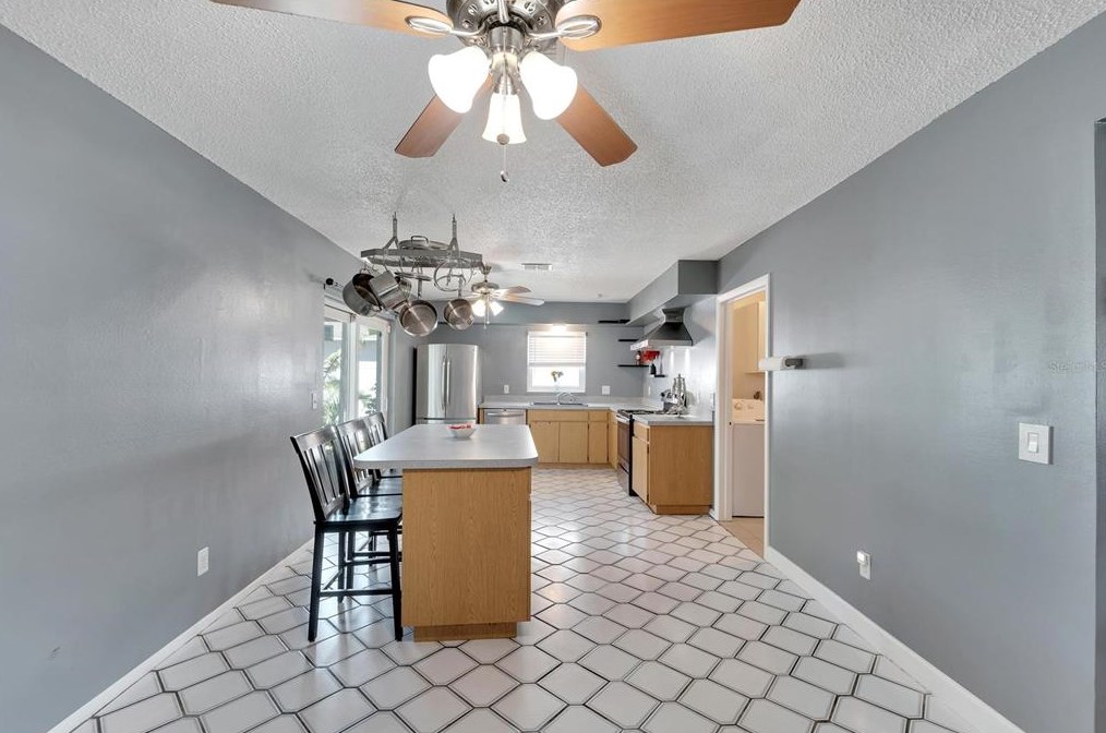 11216 Garfield Ct, Seffner FL  33584-8316 exterior