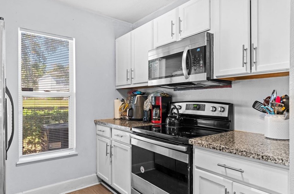 4660 Ashburn Sq Dr, Tampa FL 33610-5956 exterior