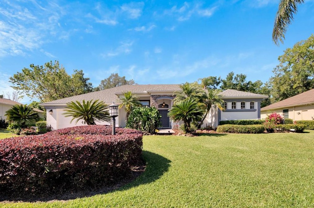 2913 Spring Hammock Dr, Plant City, FL 33566-0374