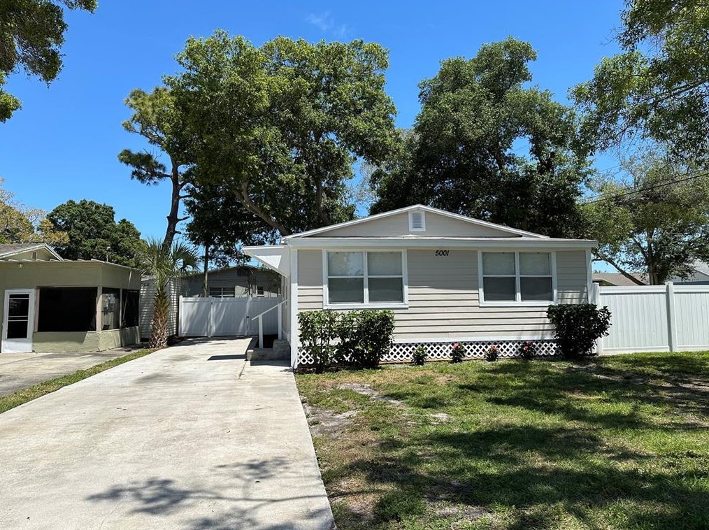 5001 Rena St N, Saint Petersburg, FL 33709